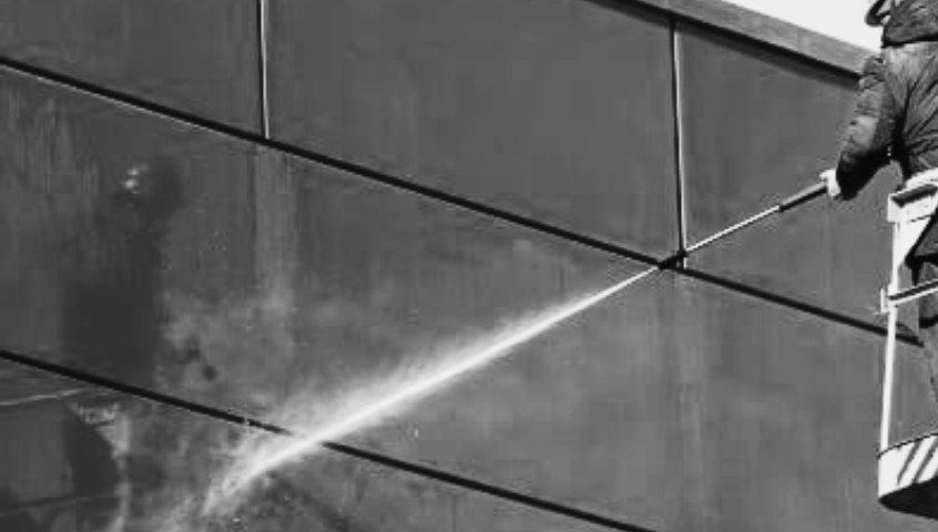 How to know when your cladding needs cleaning