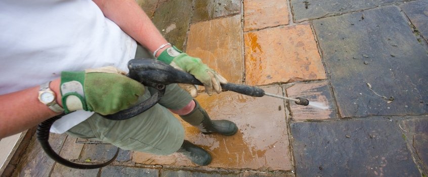 Cleaning your patio yourself