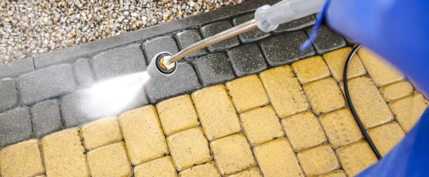 Driveway cleaning services-min